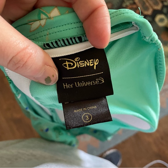 her universe rare Disney Aladdin Jasmine Peacock Swimsuit Plus Size - Picture 6 of 8